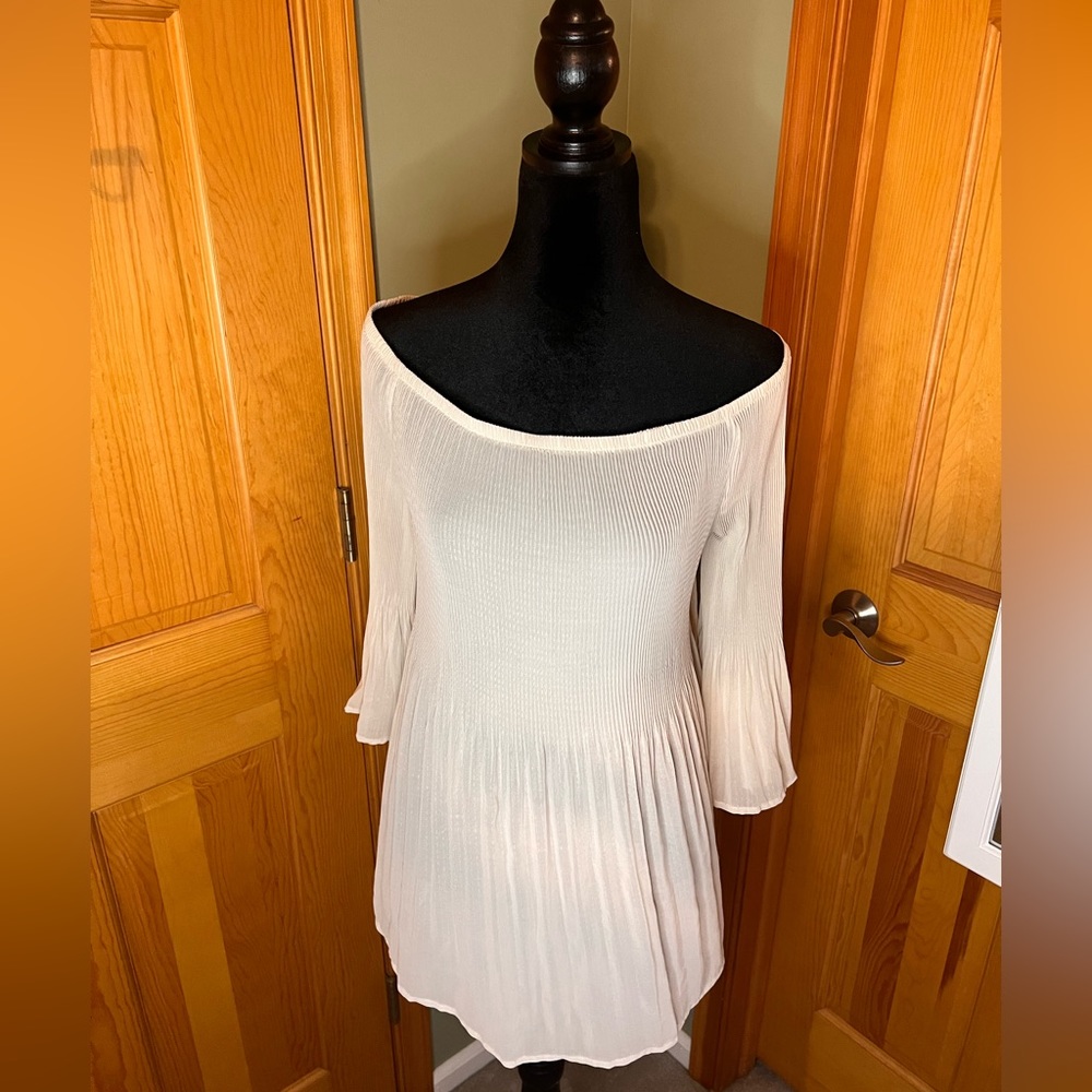 Bell-sleeved off the shoulder summer top